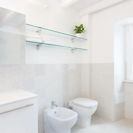 Lilli Vatican White Domus Holiday home