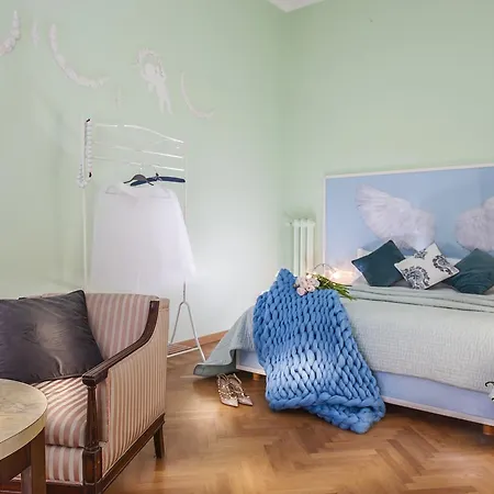 Illuminati House Apartment