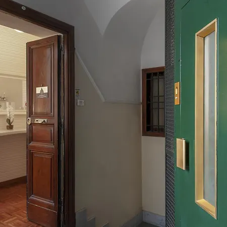 Guest house Arie Romane Guesthouse