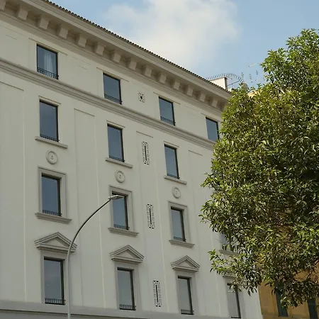 Aparthotel Gasometer Urban 5*