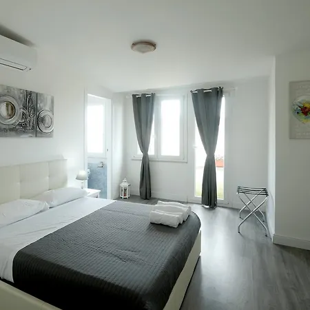 Candia House 50 3* Roma