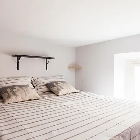 Apartment Homehouse Santamaura - San Pietro Rome