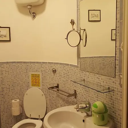 Luiza Vatican House 2* Rome