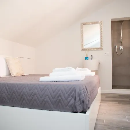 Villa Suityrhome Rionemonti16