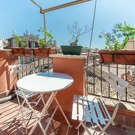 Casa Vacanza Girasole Apartment *