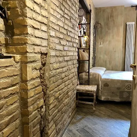Mancini Shabby House Maison d'hôtes Rome