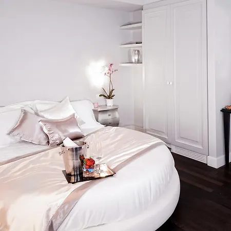 Piazza Di Spagna De Charme Guest house