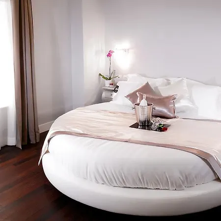 Piazza Di Spagna De Charme Guest house
