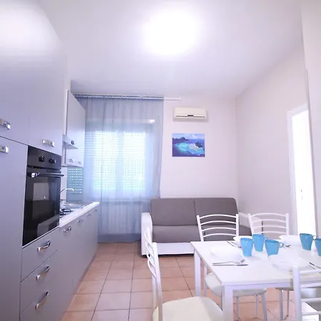 Apartment Romanina *