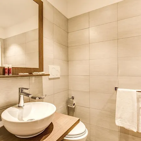 House Garden Guest house 2*