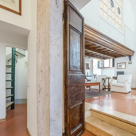 Campitelli Fascinating Apartment Rome