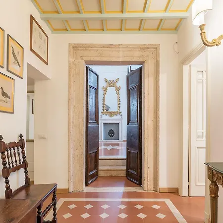 Campitelli Fascinating Apartment *