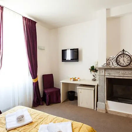 Residenza Romantica Affittacamere Roma