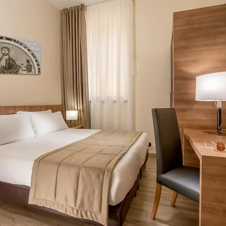 Casa Per Ferie Santa Maria Alle Fornaci 3* Roma