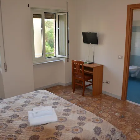 Gasthof Madre Chiara Domus 3*