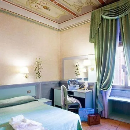 Hotel Zara 3*