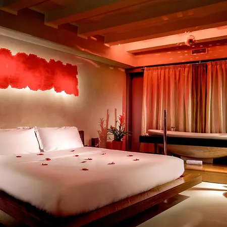Suitesistina For Brave Lovers Bed & Breakfast 3*