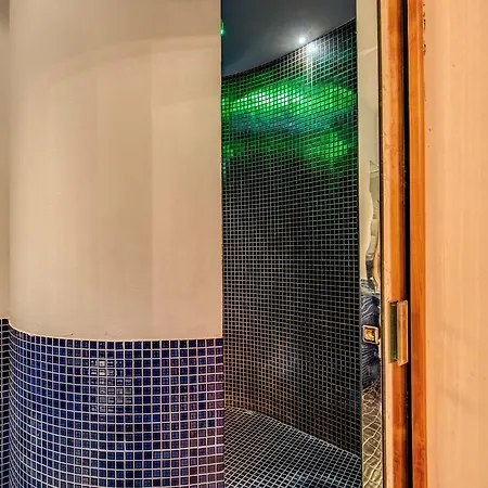 Relais Conte Di Cavour De Luxe 2*