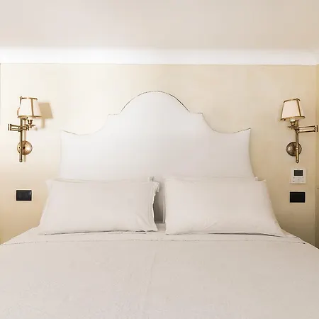 Holiday home Luxurious Loft Facing The Pantheon Rome