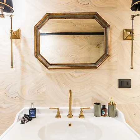 Luxurious Loft Facing The Pantheon Vakantiehuis