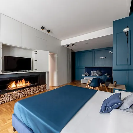 Blue Luxury Rome