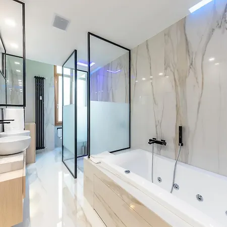 Blue Luxury 2*