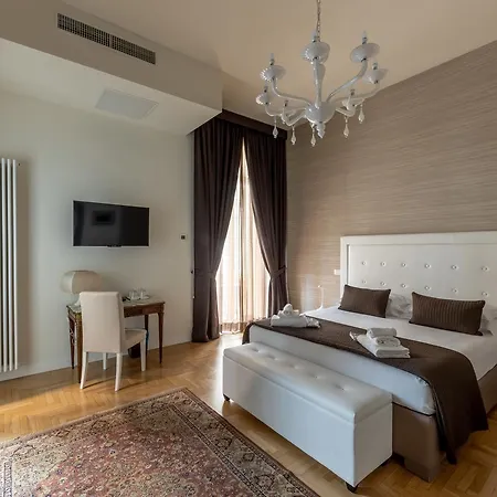 Blue Luxury 2* Rome