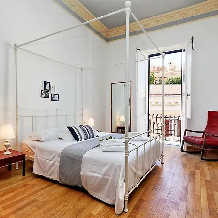 Spagna Penthouse Apartment *