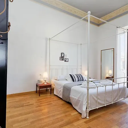Spagna Penthouse Apartment *