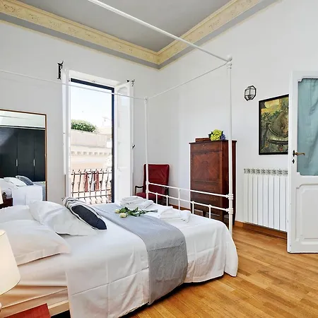 Spagna Penthouse Apartment Rome