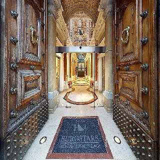 Exe International Palace 4* Řím