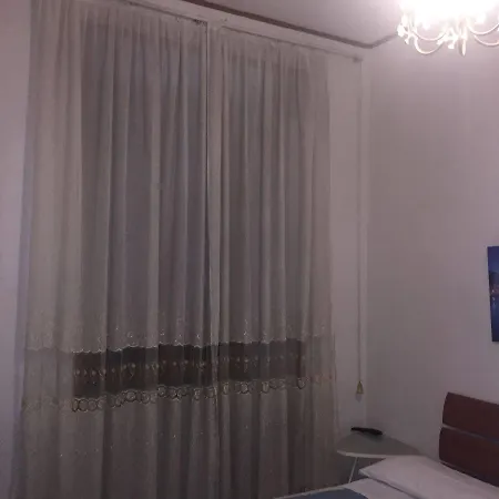 Zhihua Roma