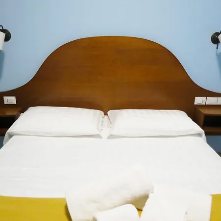 Paradise Hotel