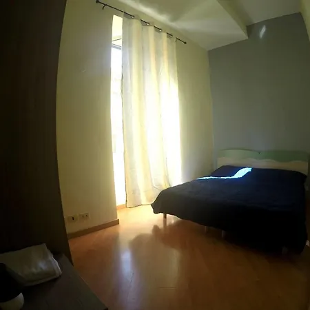 Ambra Jovinelli Hotell