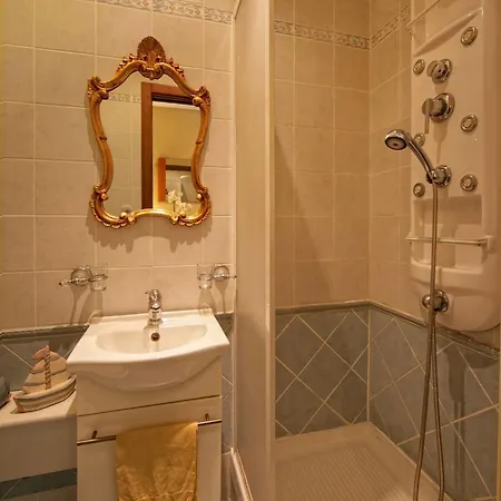 Vatican 3* Rome