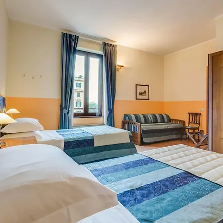 Hotel Domus Carmelitana Roma