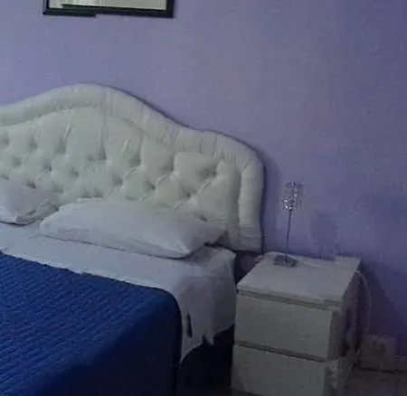 Interno 9 2*