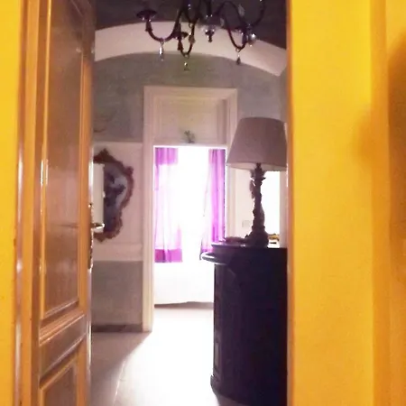 Candia41 Bed & Breakfast 2*