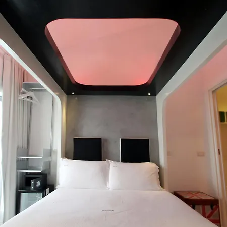 Irooms Forum & Colosseum 4* Roma