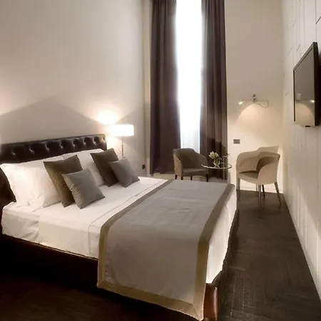 Piazza Del Gesu' Luxury 2*