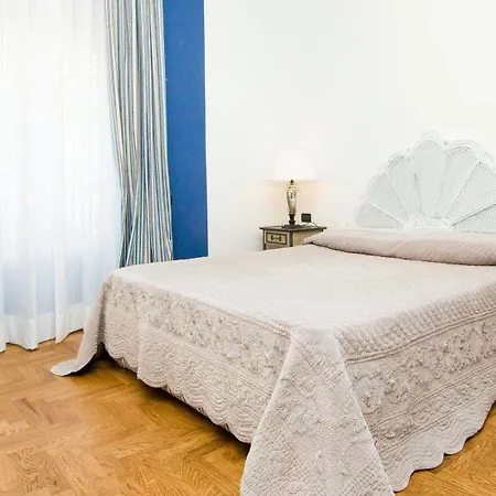 Linneo 3* Roma