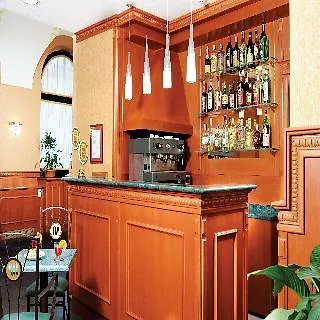Hotel Patria 3*