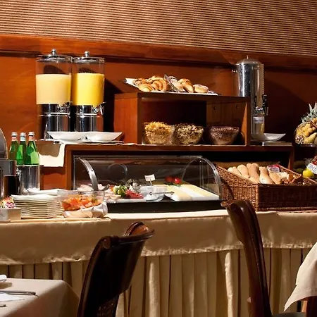 Mascagni Luxury & Hotel 4*