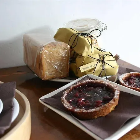 Le Fate Bed & Breakfast 2*