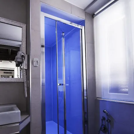 Town House Spagna 2*