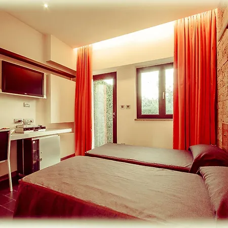 Ways Garden & Leisure Hotel Roma