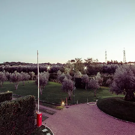 Hotel Ways Garden & Leisure 4*