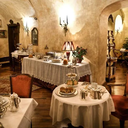 Hotel Boutique Campo De' Fiori 3*