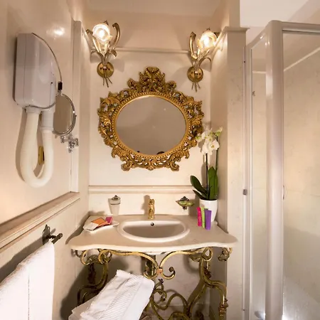 Castello Della Castelluccia Hotel 4*