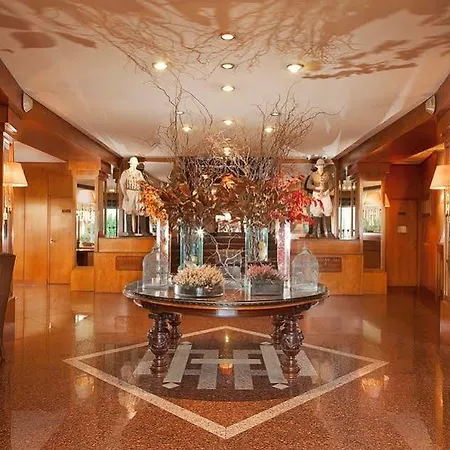 Hotel Polo